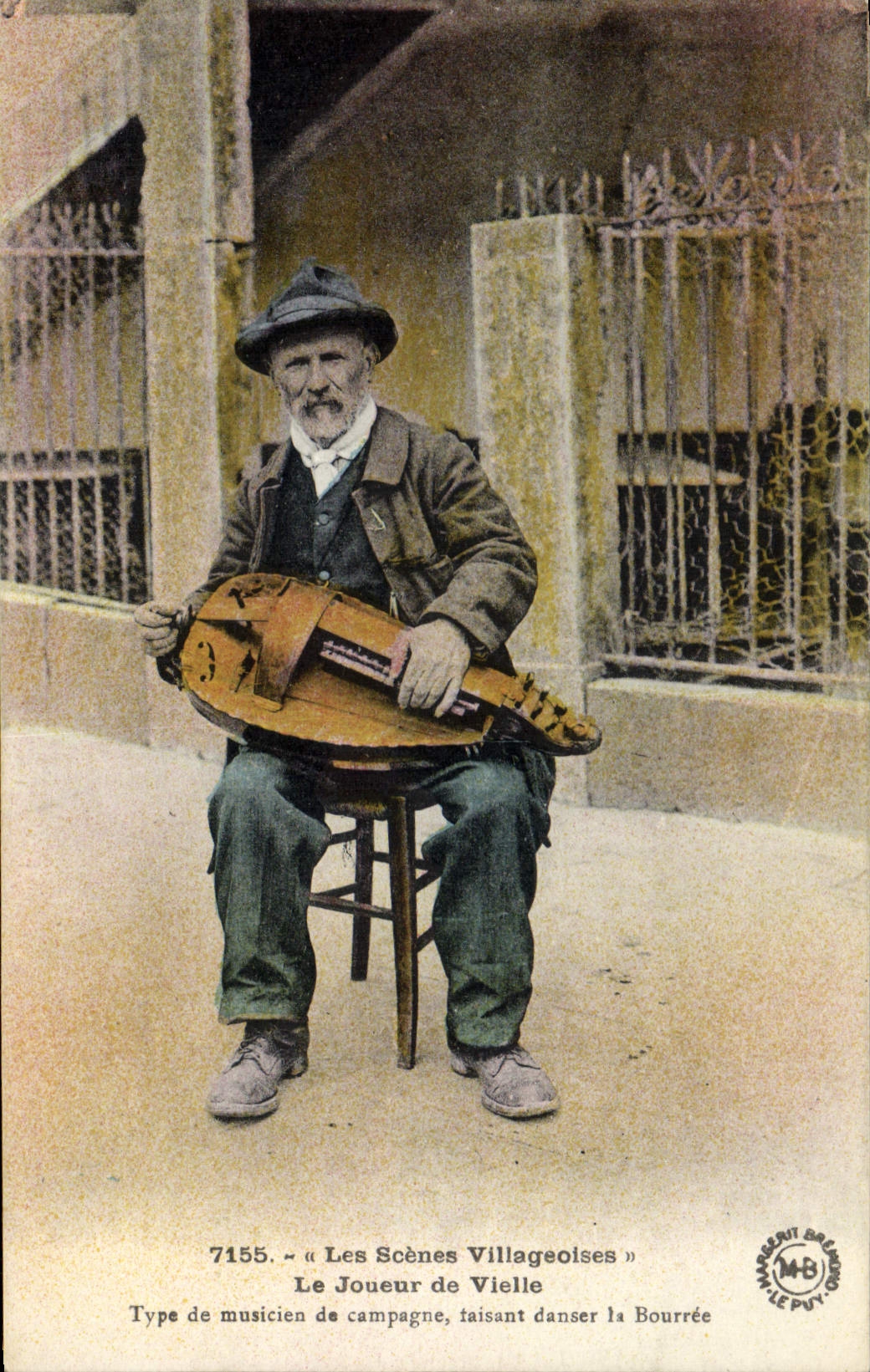 Vintage Postcard Folklore the Standard player of Hurdy-gurdy of musician of countryside Faggot