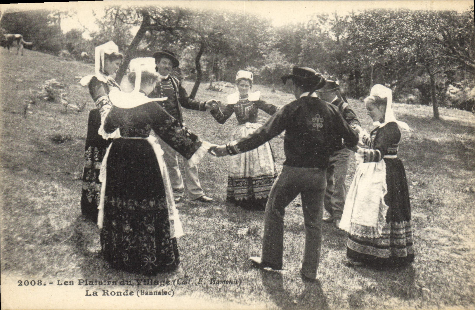 Vintage Postcard Folklore pleasures of the village the Bannalec round