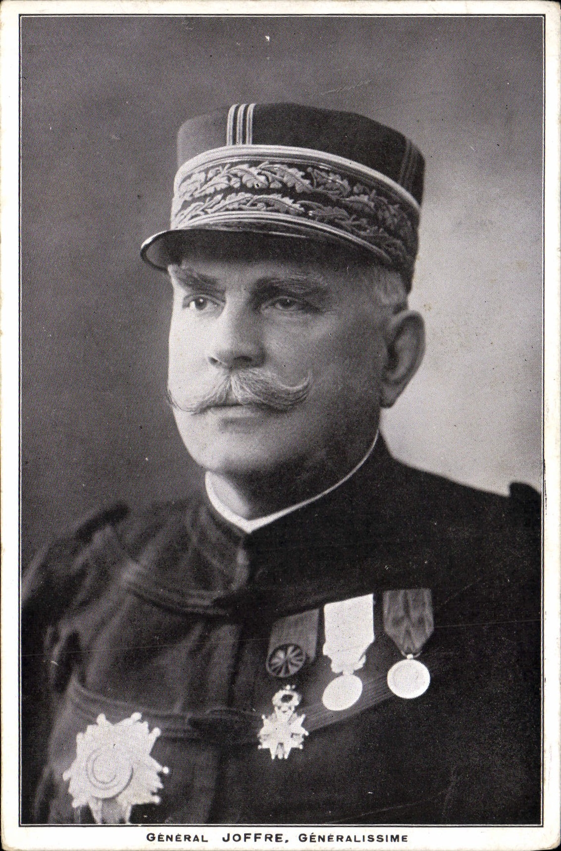 CPA Militaria General Joffre Generalissime 
