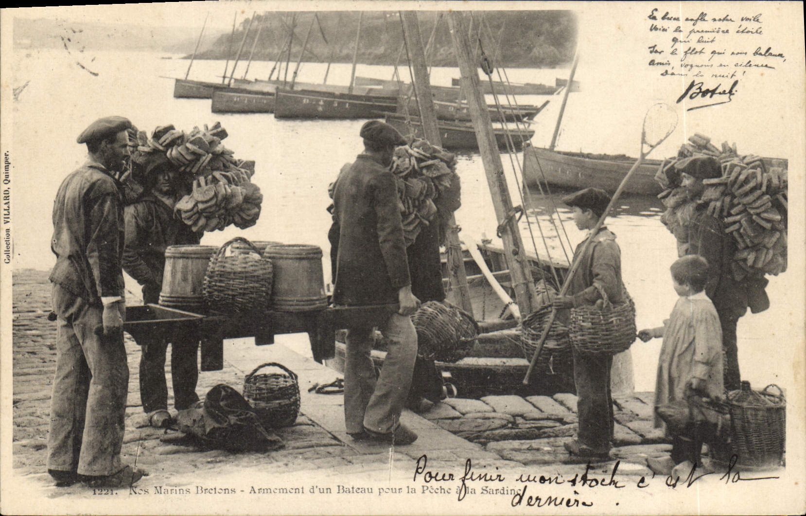 CPA Folklore Botrel Nos marins bretons Armement d'un bateau pour la peche a la sardine Bateau