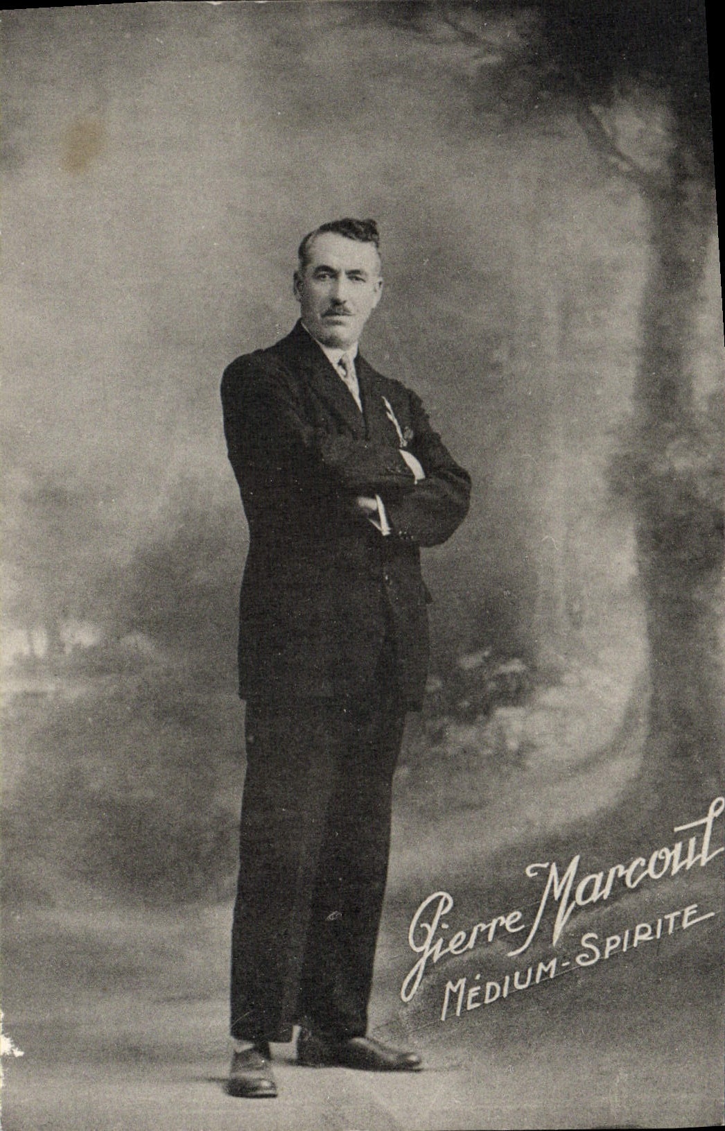 Vintage Postcard Pierre Marcoul Medium Spiritistic