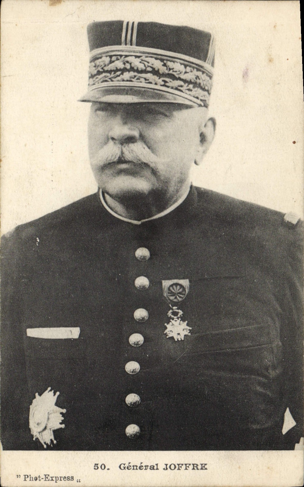 CPA Militaria General Joffre 