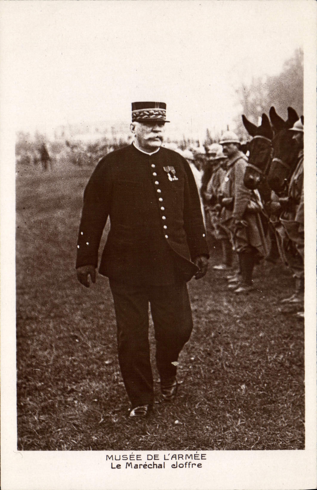 Vintage Postcard Militaria Museum of the army the Joffre Marshal