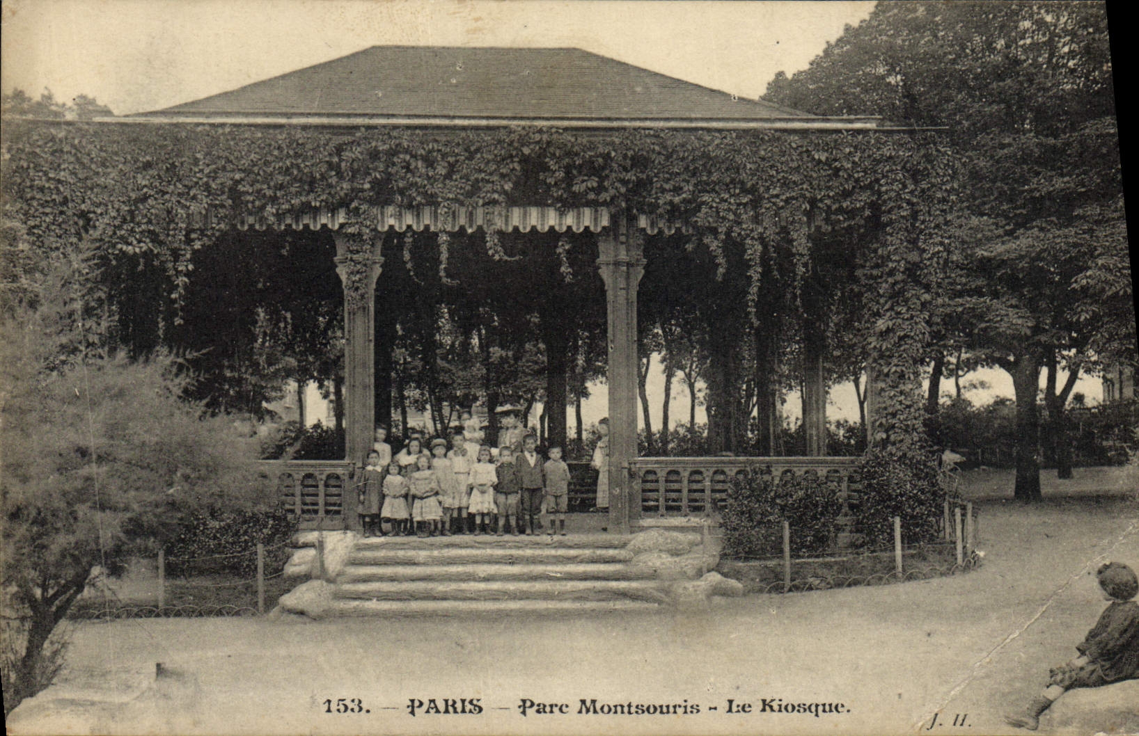 CPA Paris Parc Montsouris Le kiosque 