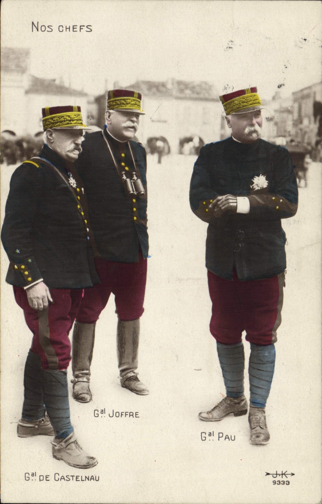 CPA Militaria Nos chefs General de Castelnau Joffre Pau