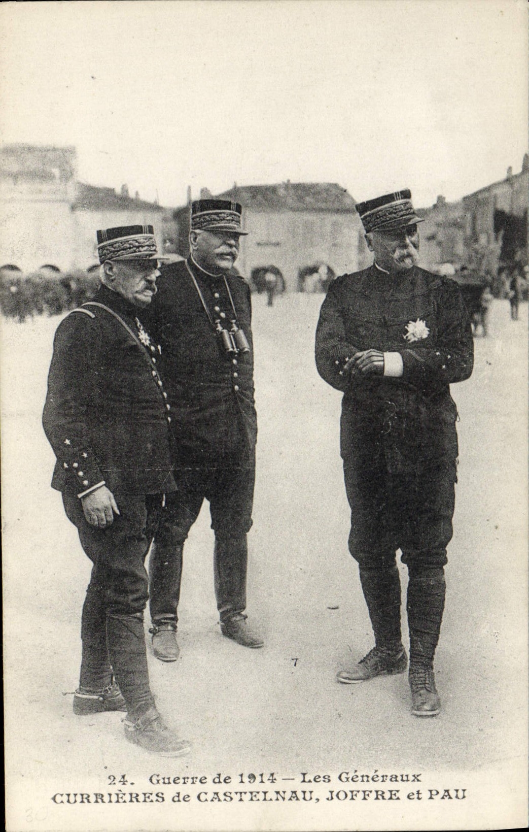 Vintage Postcard Militaria general Currieres de Castelnau Joffre and Pau