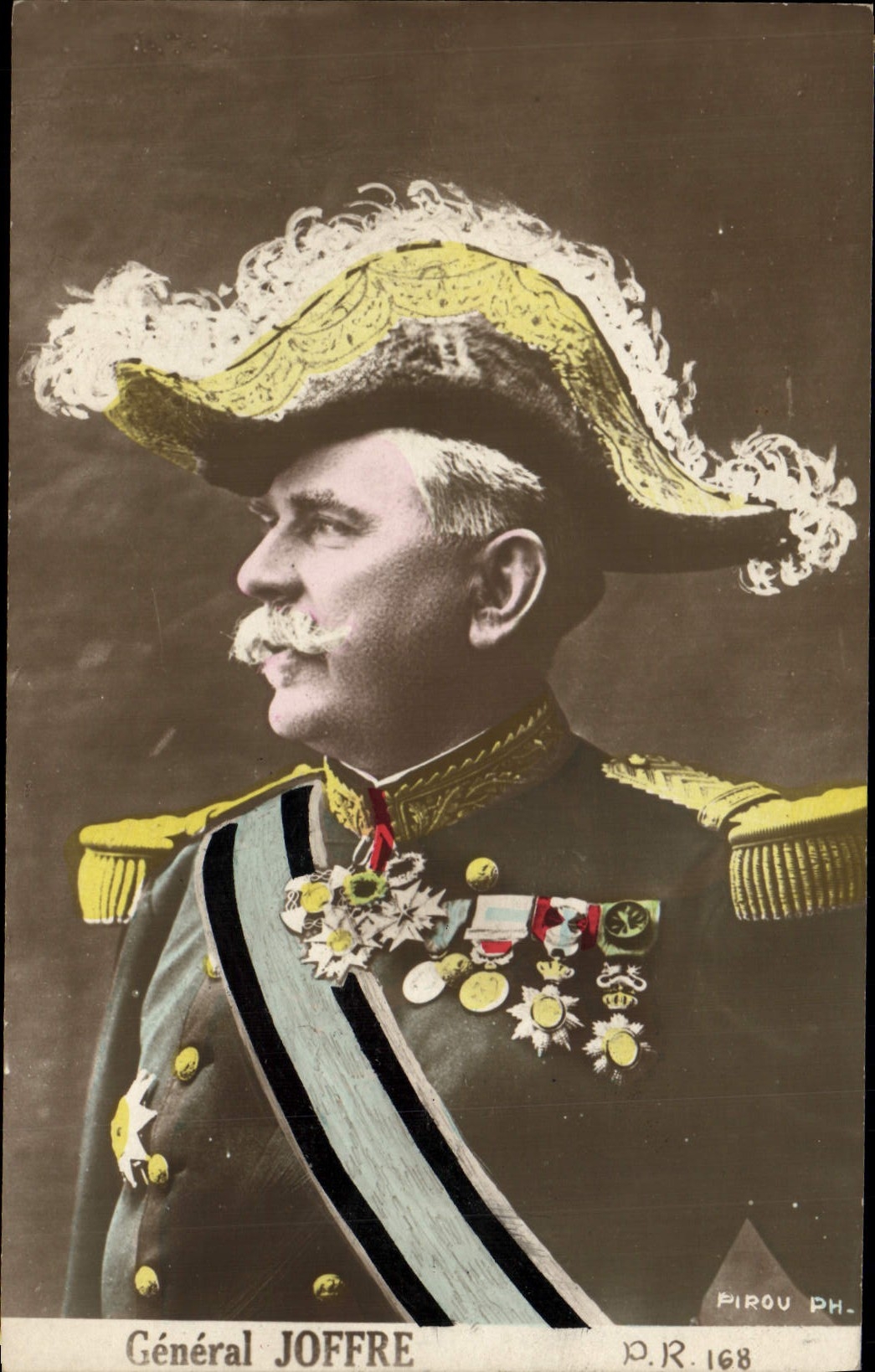 CPA Militaria Le General Joffre 