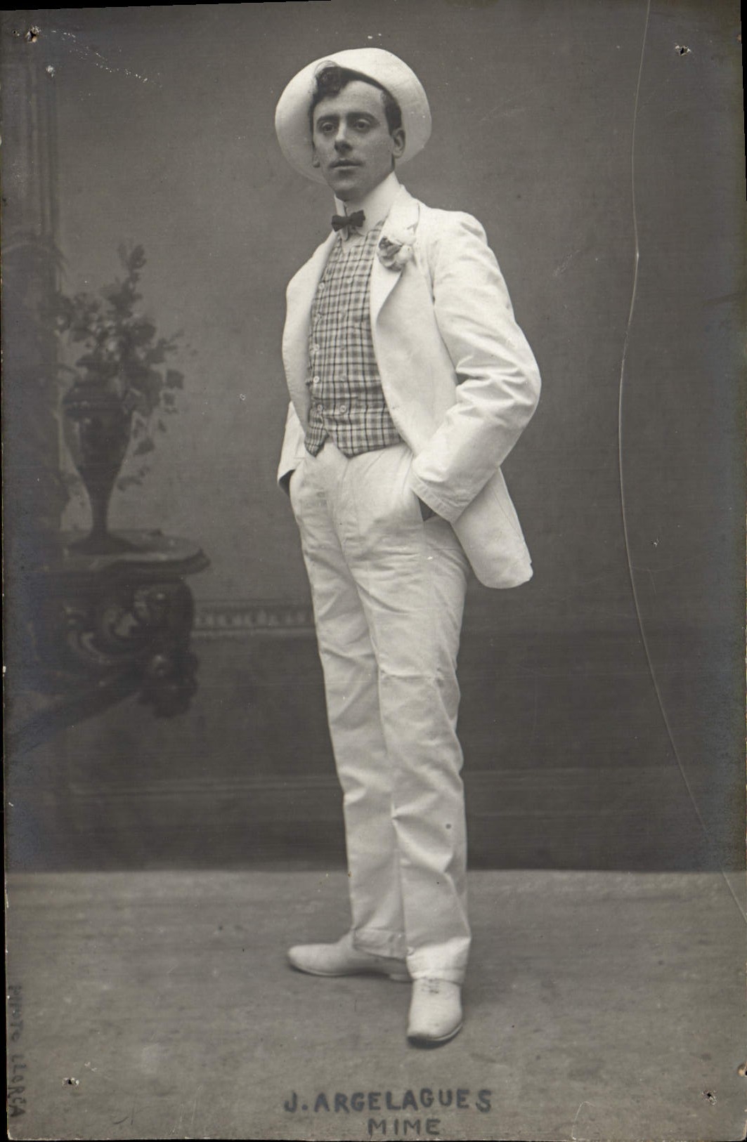 Vintage Postcard J Argelagues Mimes