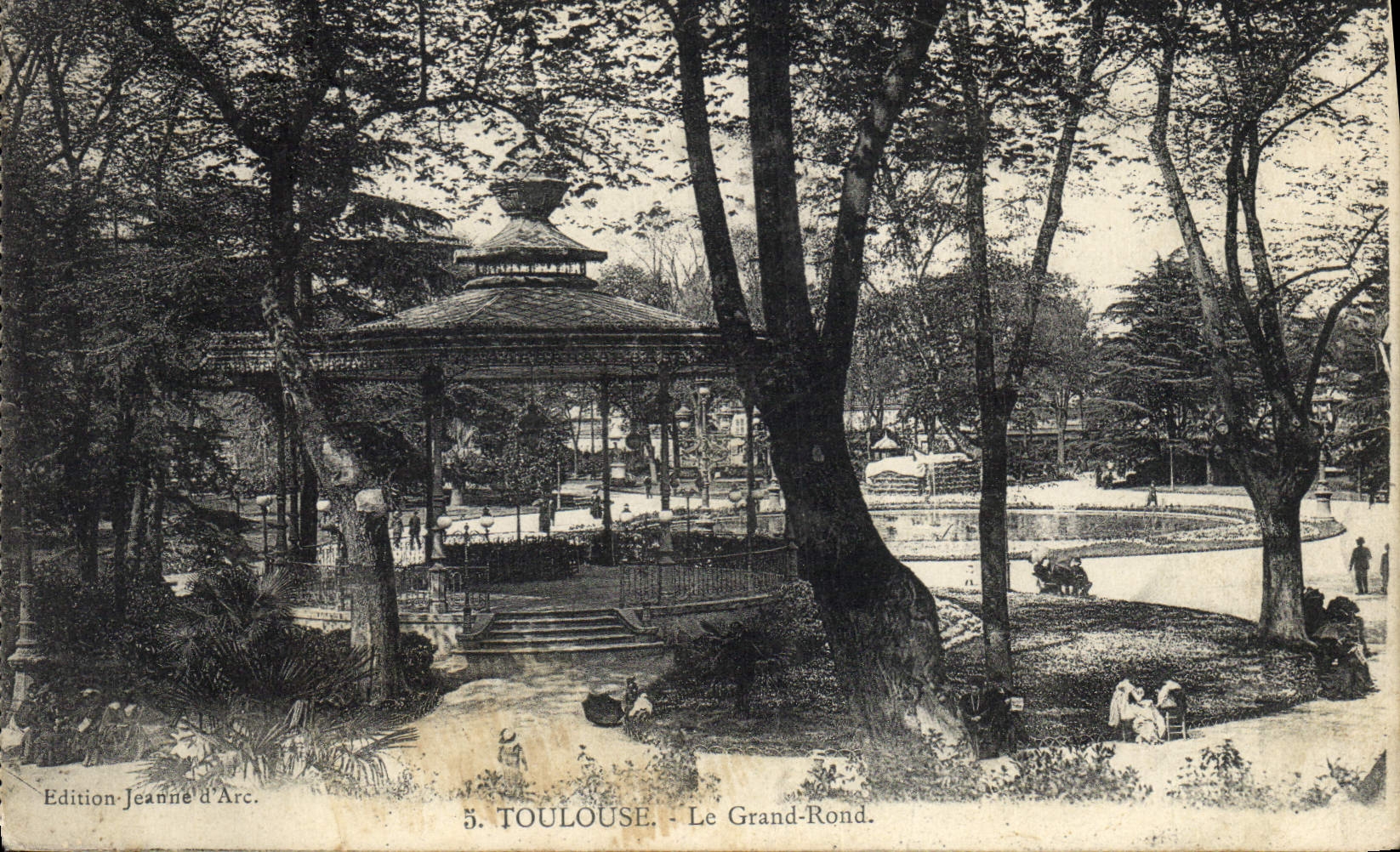 Vintage Postcard Toulouse Kiosk the Large Round