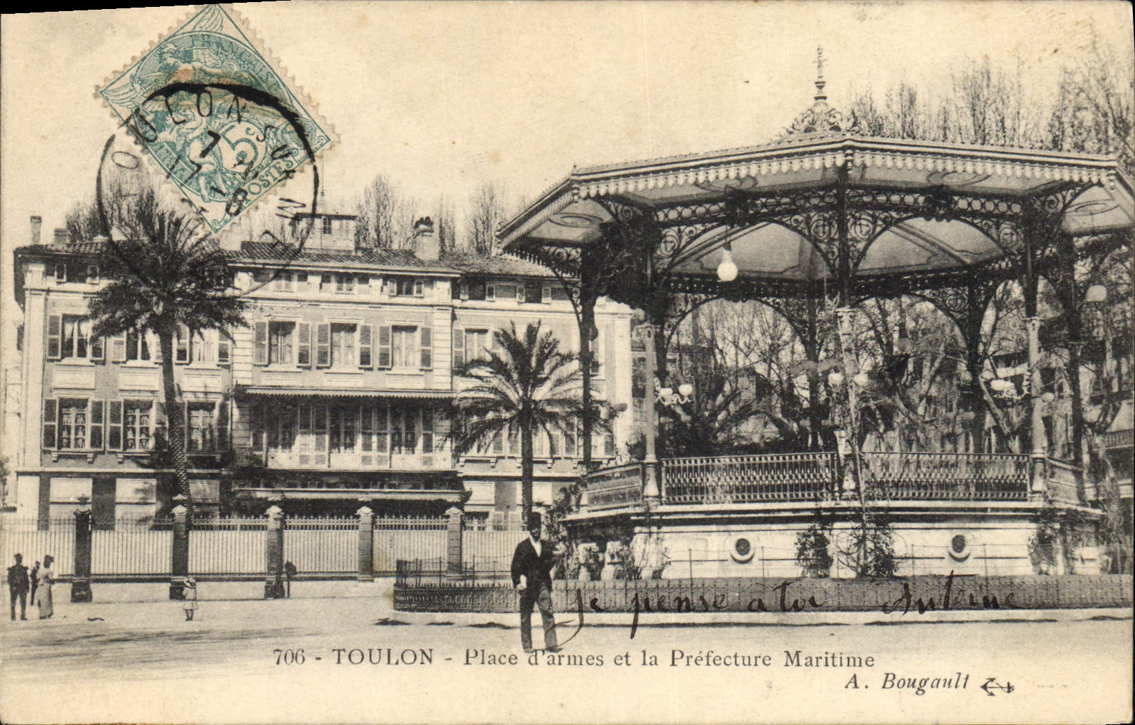 CPA Kiosque Toulon Place d'armes et la prefecture Maritime