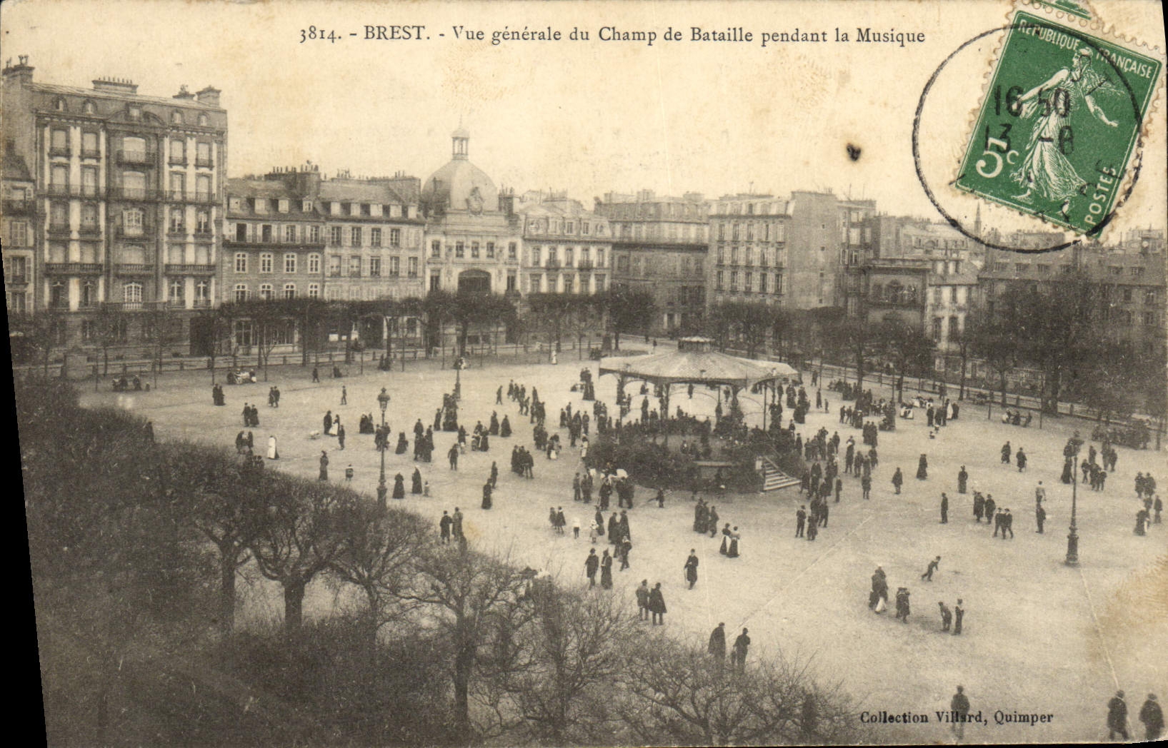 Vintage Postcard Brest Kiosk Seen general of the Battlefield during the music