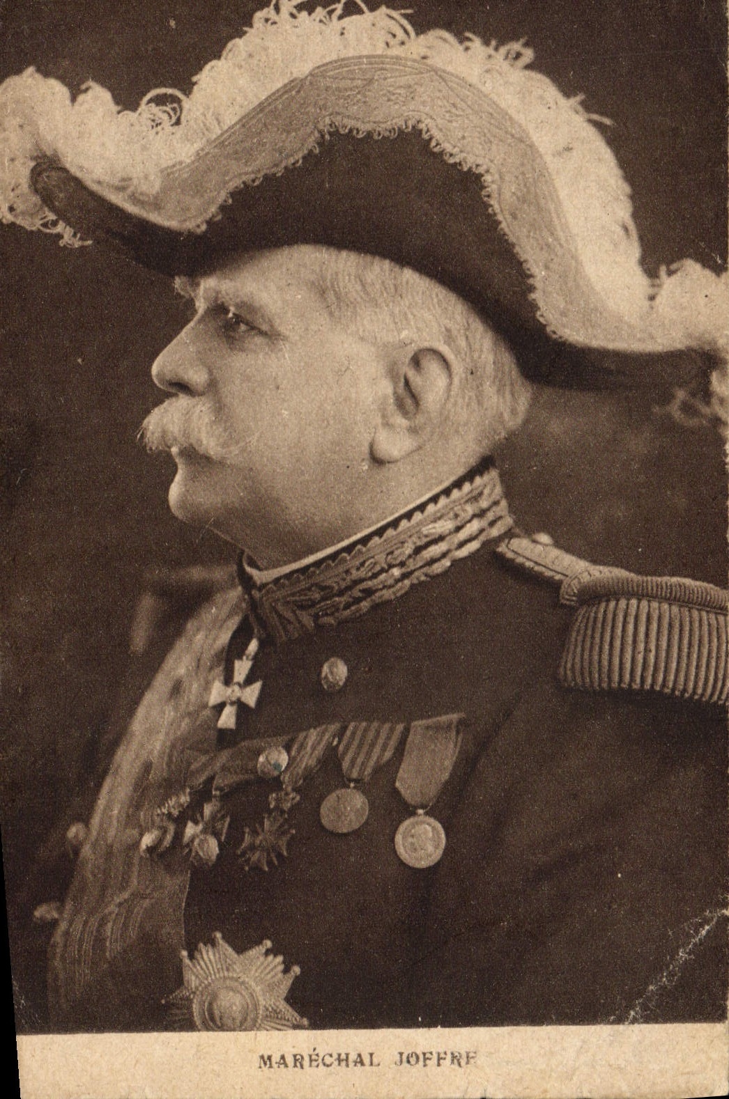 CPA Militaria Marechal Joffre 