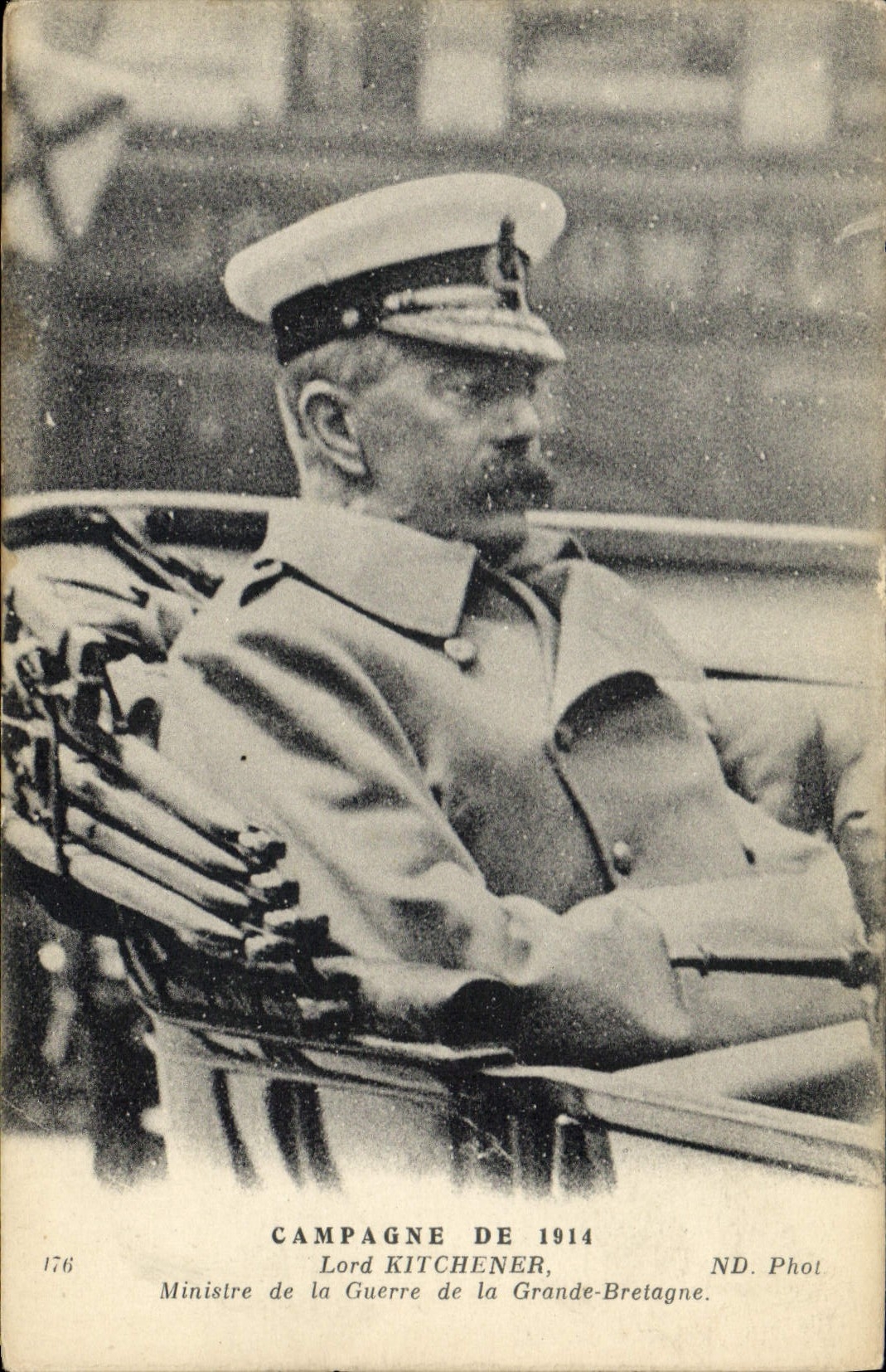 CPA Militaria Lord Kitchener Ministre de la Guerre de la Grande Bretagne 