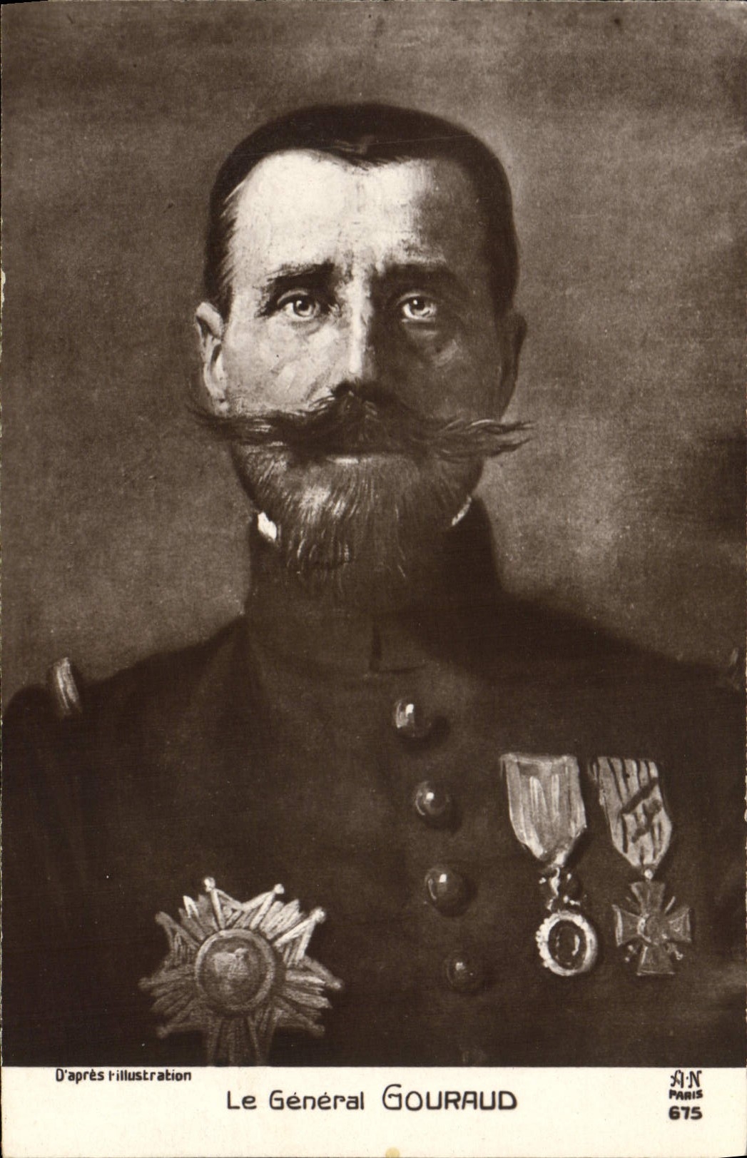 Vintage Postcard Militaria general Gouraud Awards a medal to