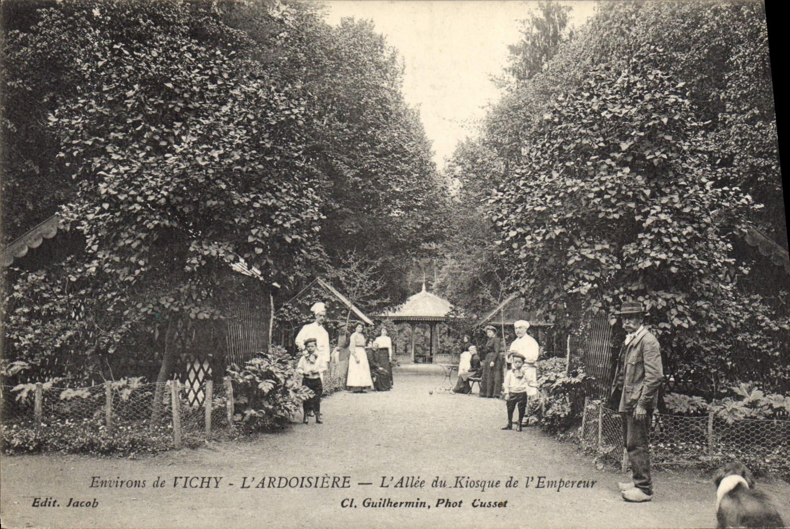 Vintage Postcard the alley of the Kiosk of the Emperor Surroundings of Vichy the Salte quarry