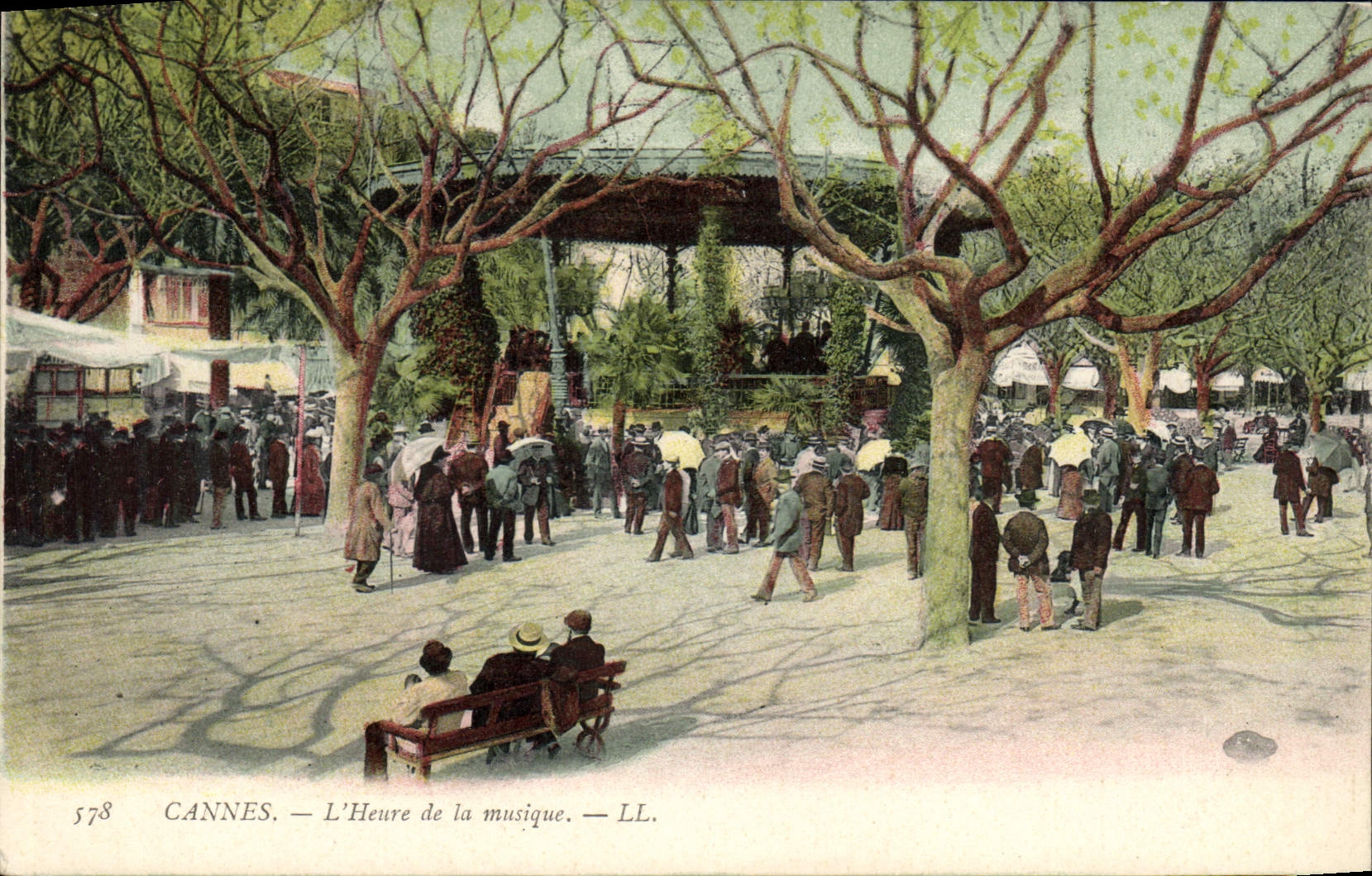 CPA Kiosque Cannes L'heure de la musique 