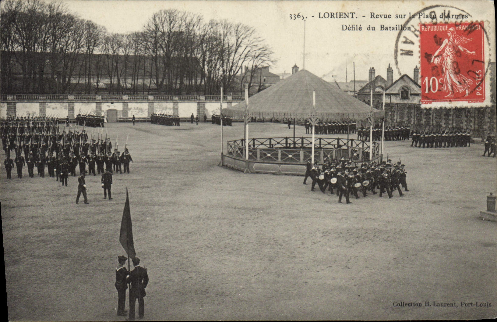 Vintage Postcard Lorient Kiosk Re-examined on the Place of weapons Ravelled of the battalion