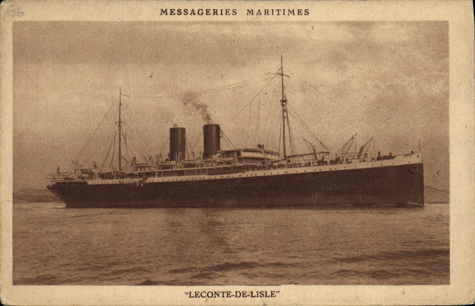 CPA Bateau Paquebot Leconte De L'Isle Messageries Maritimes