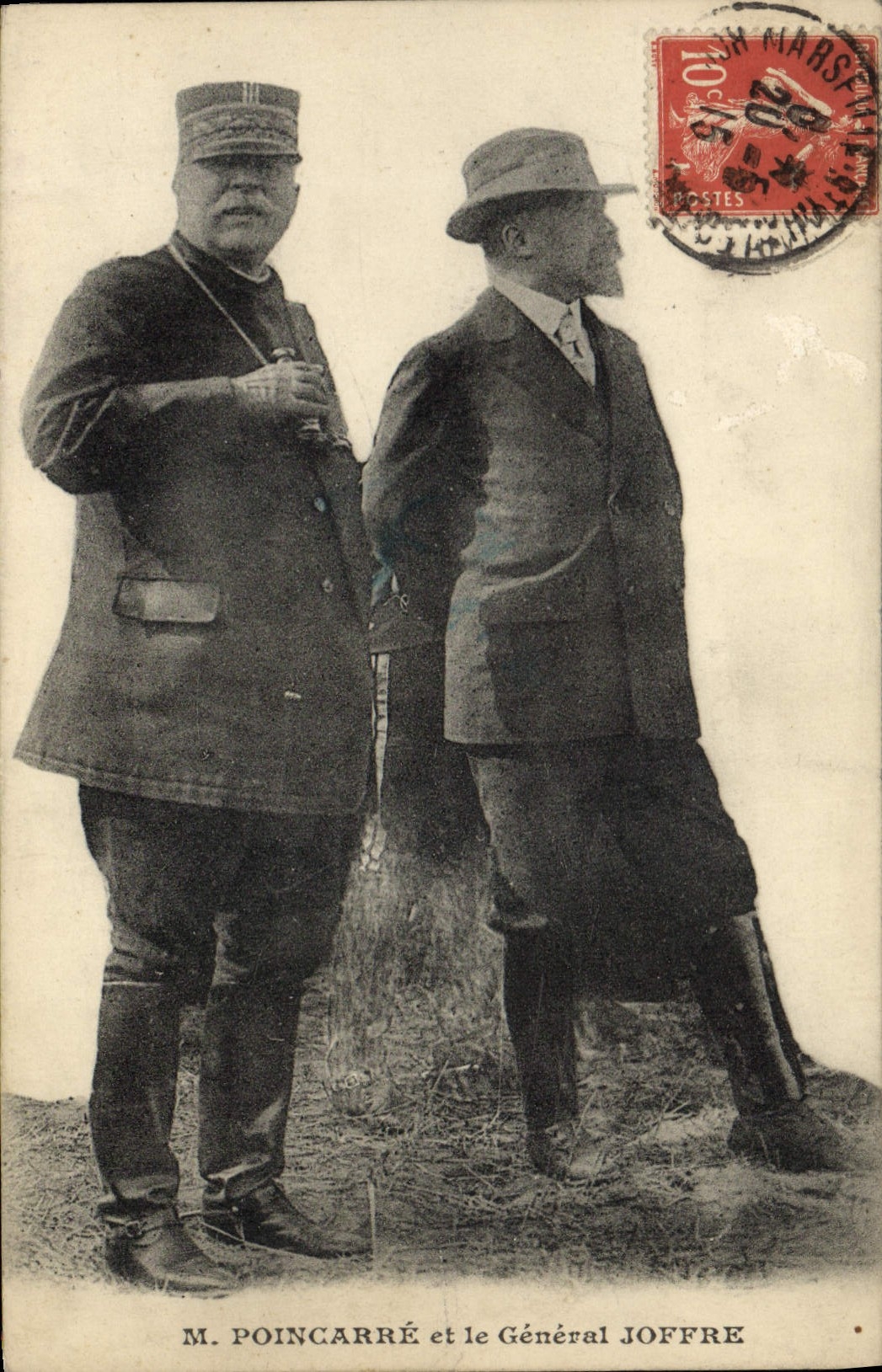CPA Militaria Poincarre et le General Joffre 