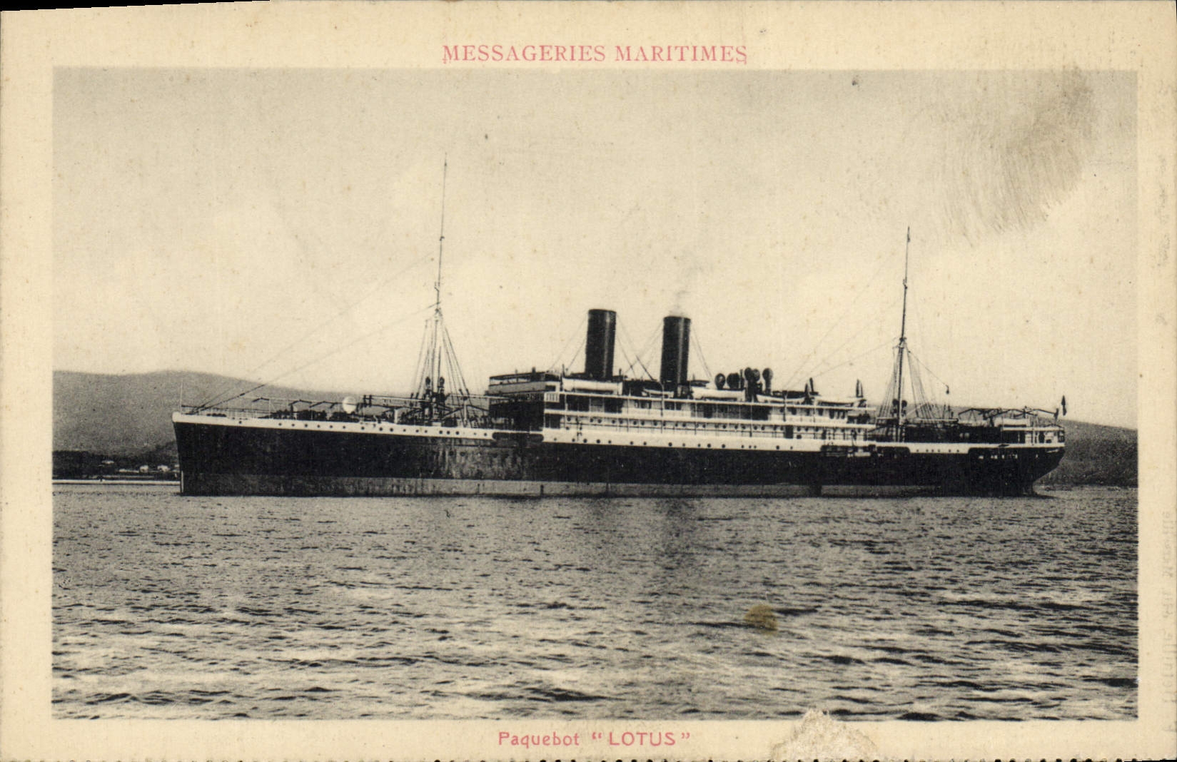 CPA Bateau Paquebot Messageries Maritimes Lotus