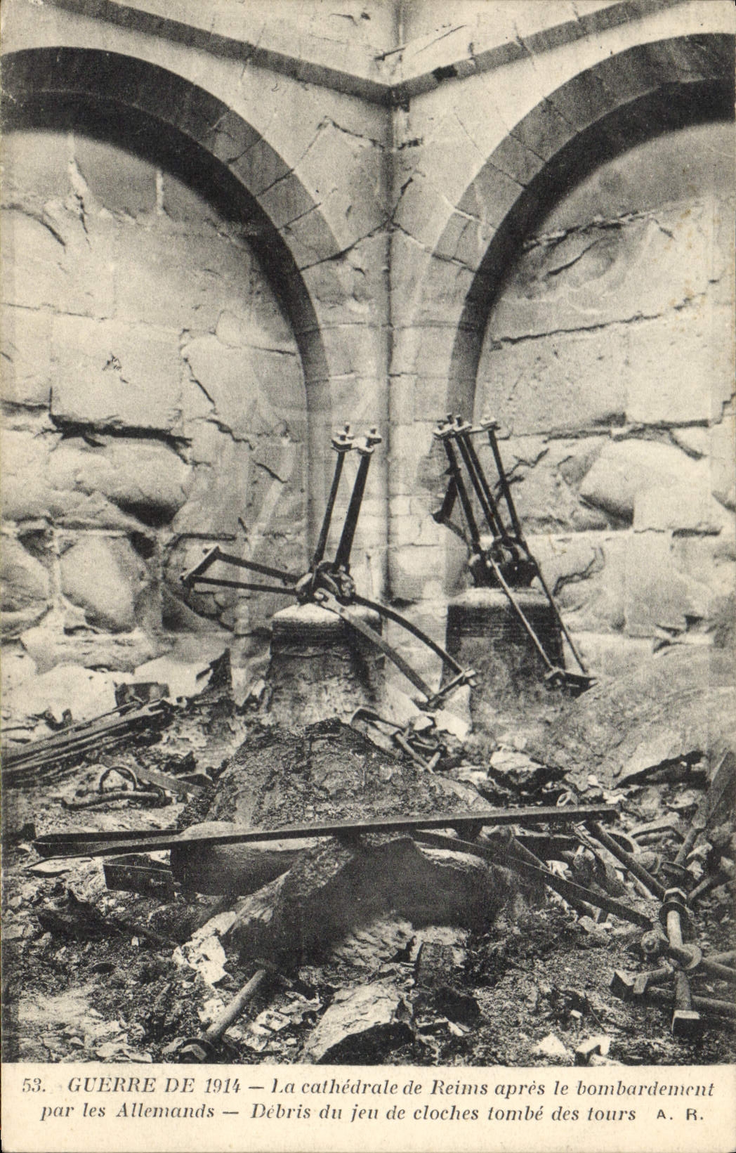 Vintage Postcard Cathedral Bell of Rheims after the bombardment by the Germans