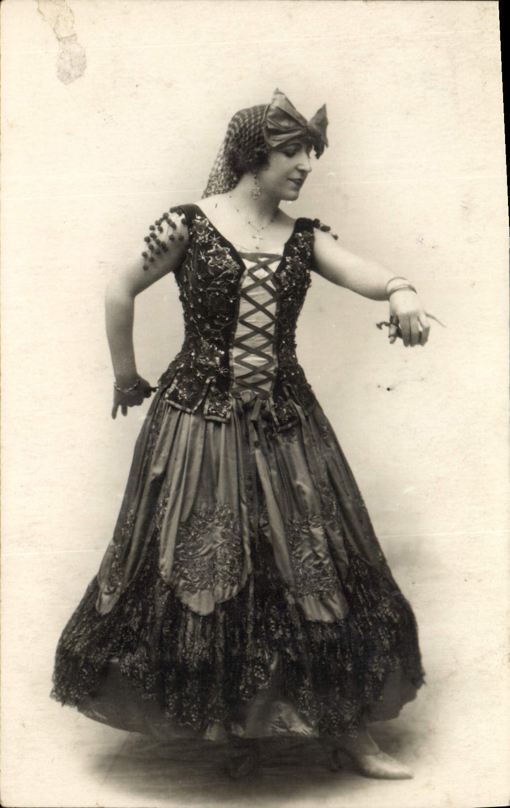 Vintage Postcard Madrid Artist