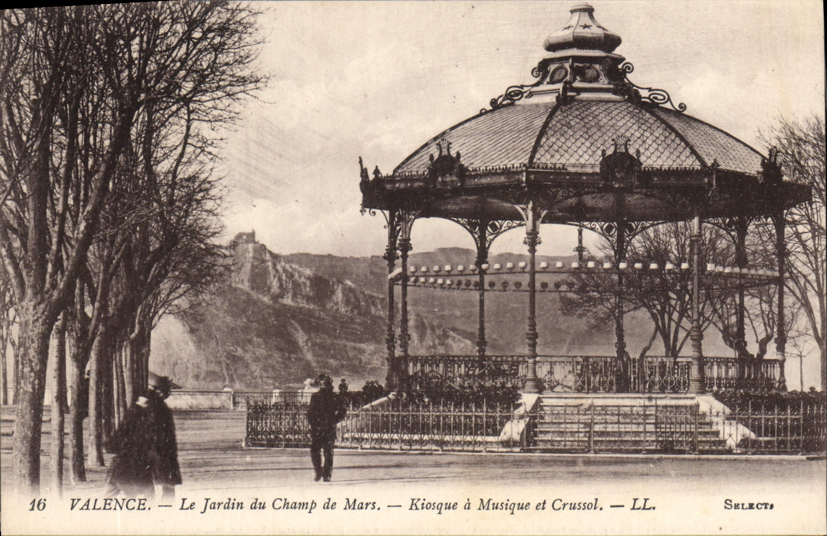 Vintage Postcard Bandstand and Crussol the garden of the field of Mars Valence