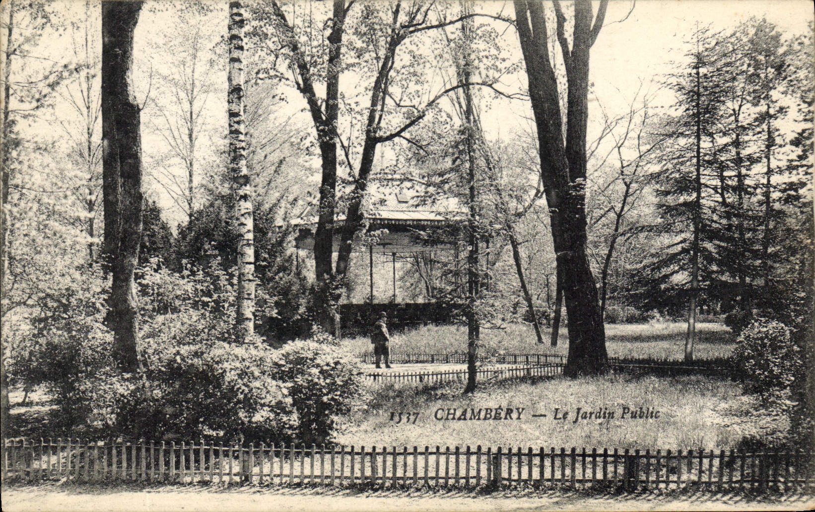 CPA Kiosque Chambery Le jardin public