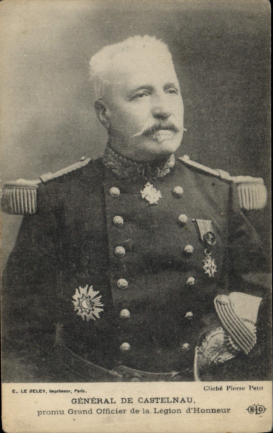 CPA Militaria General de Castelnau promu Grand officier de la legion d'honneur