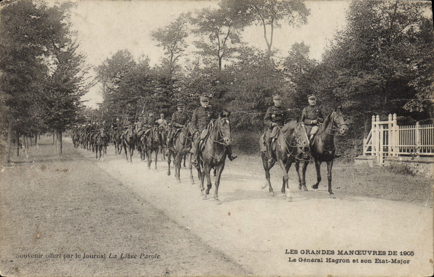 Postal Militaria las grandes maniobras de 1905 el general Hagron y su Estado Mayor