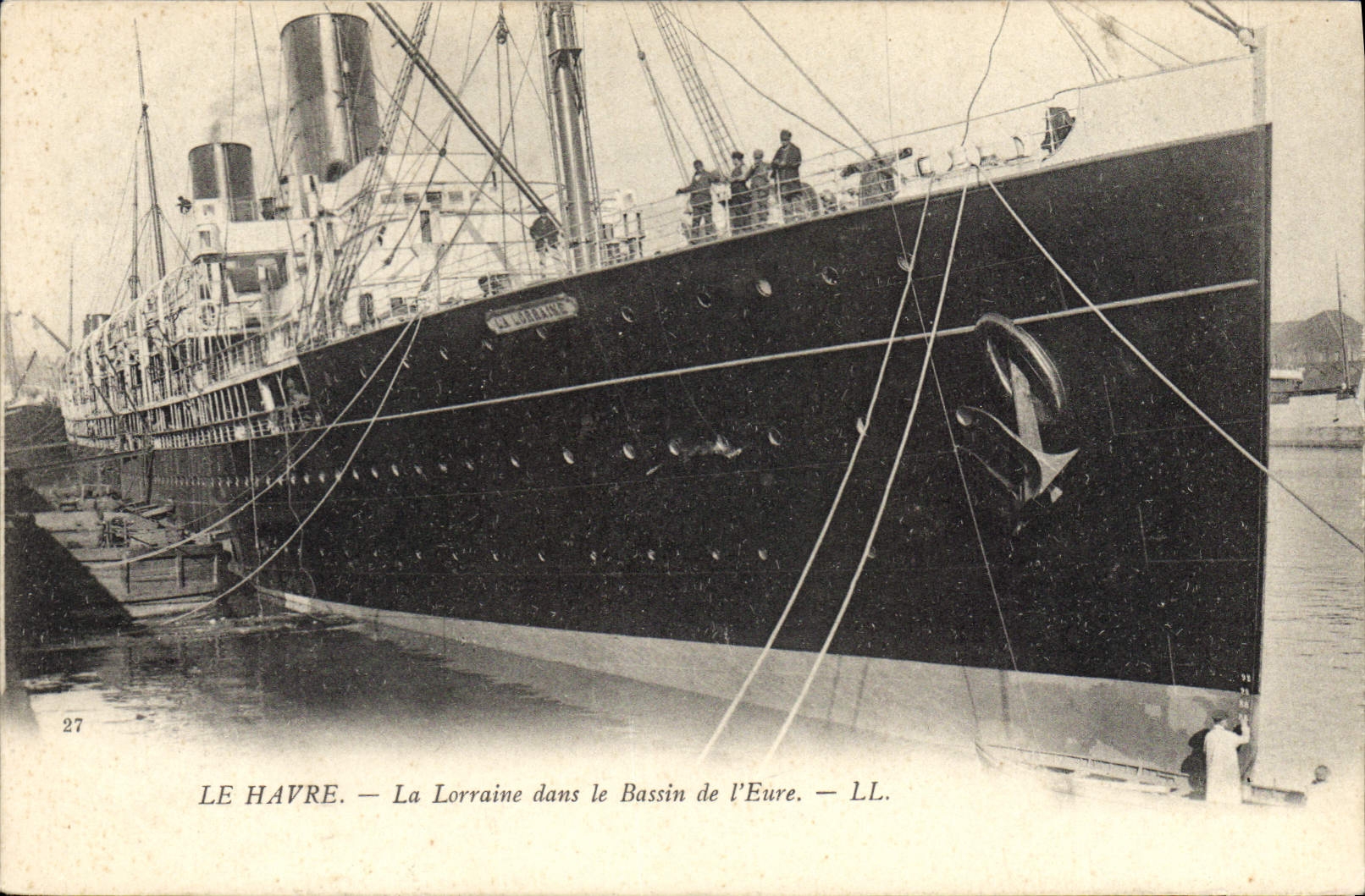 CPA Bateau Paquebot Le Havre La Lorraine dans le bassin de l'Eure