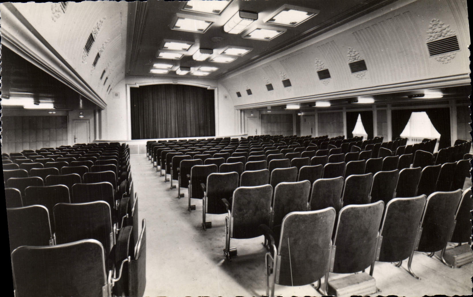 Modern Postcard Boat Steamer Freedom Theater of 1st class