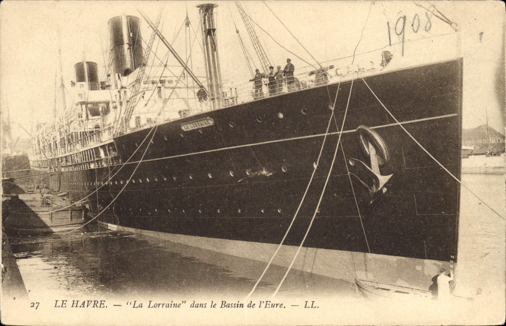 CPA Bateau Paquebot Le Havre La Lorraine dans le bassin de l'Eure