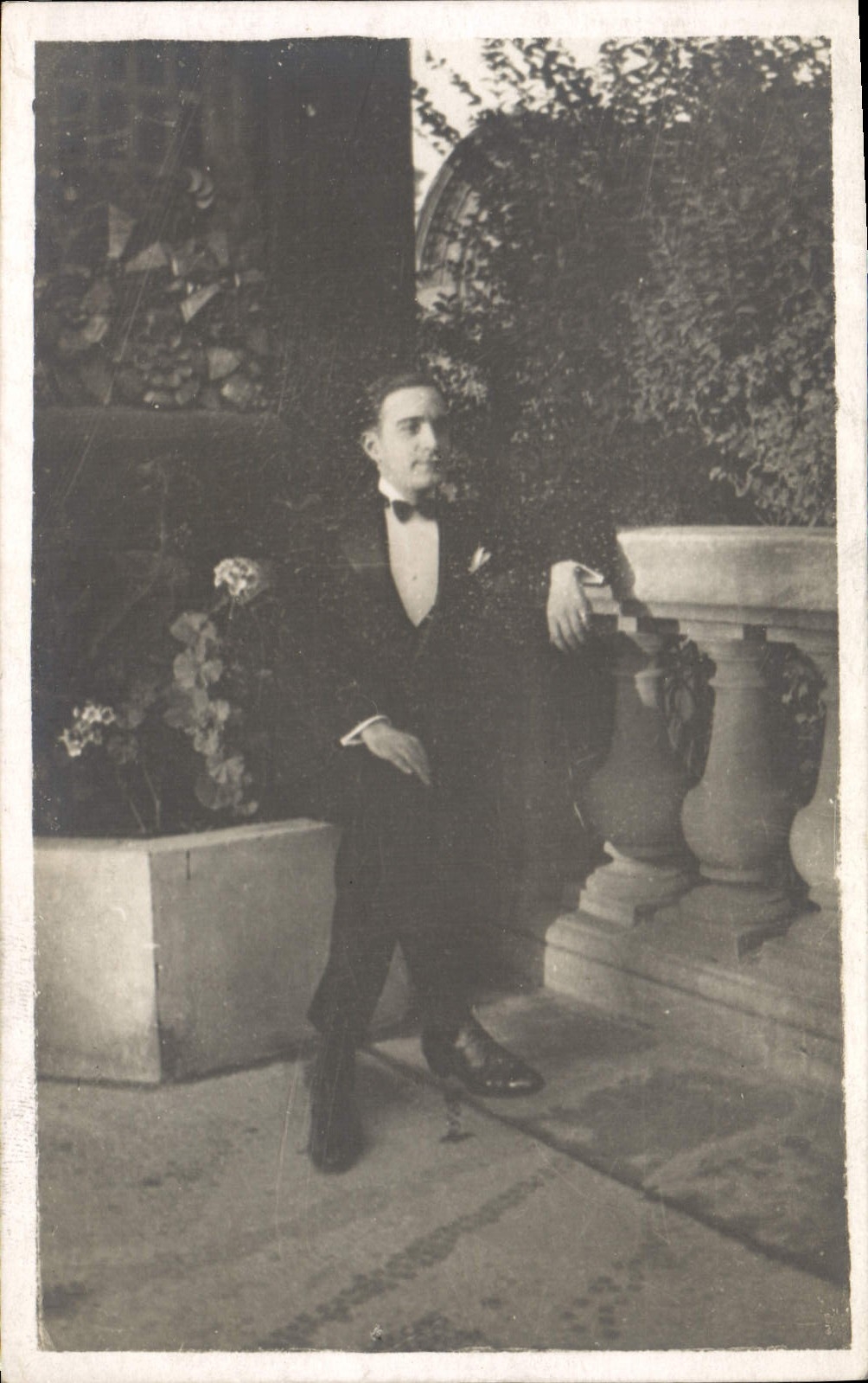 CARTE PHOTO Arstiste 