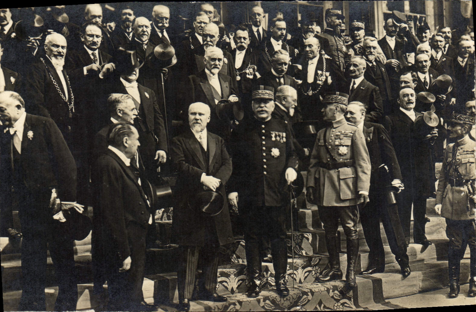 CARTE PHOTO Militaria Ministres et Generaux 