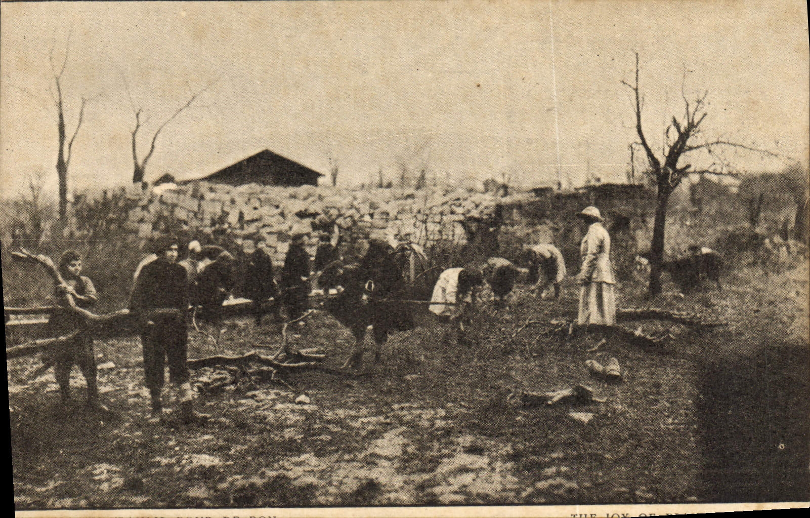 CPA Militaria American Committee for devastated France Boulevard Lannes Paris 