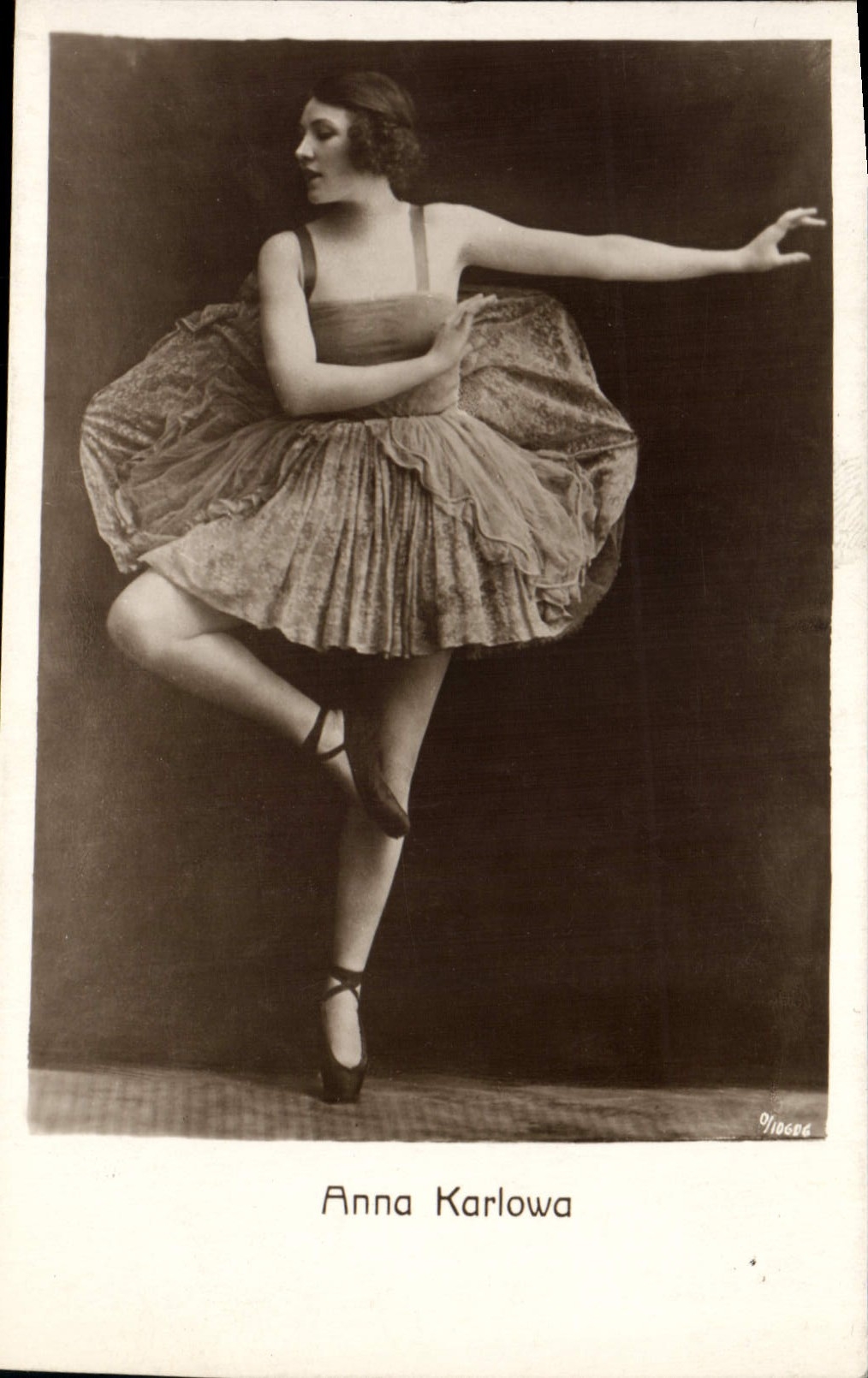 Vintage Postcard Anna Karlowa