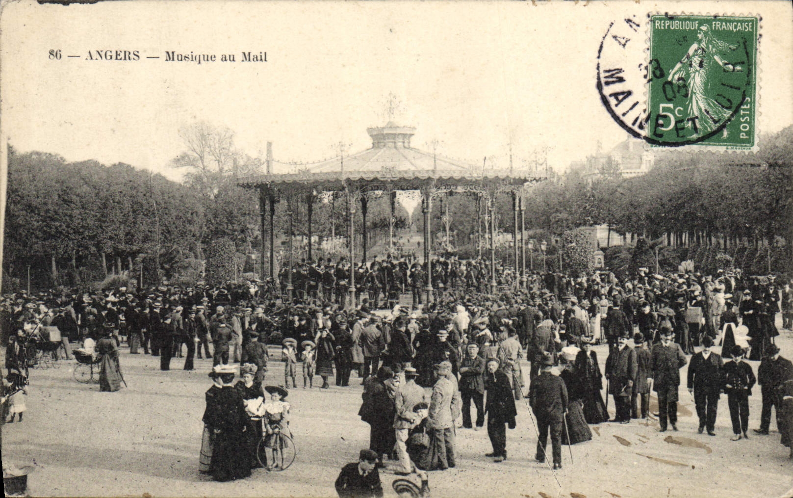 CPA Kiosque Angers Musique au Mail