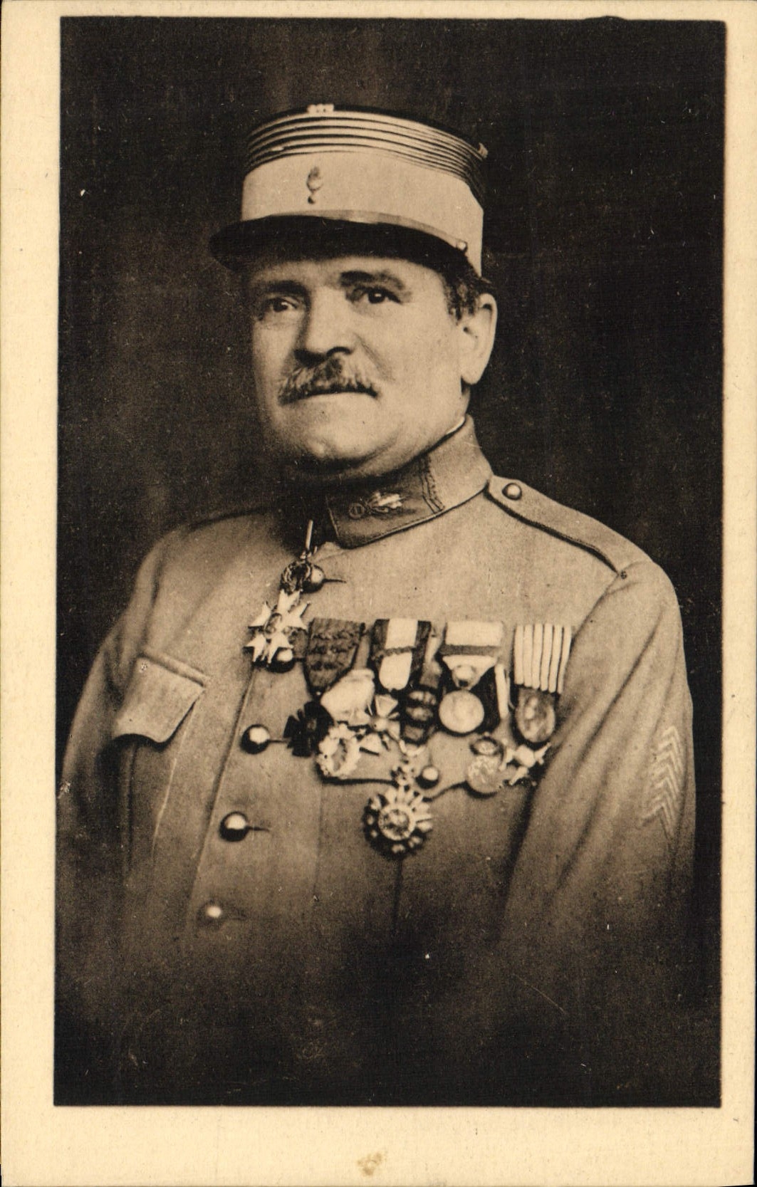 Postal Militaria el Coronel Raynal partidario del Fuerte de vale