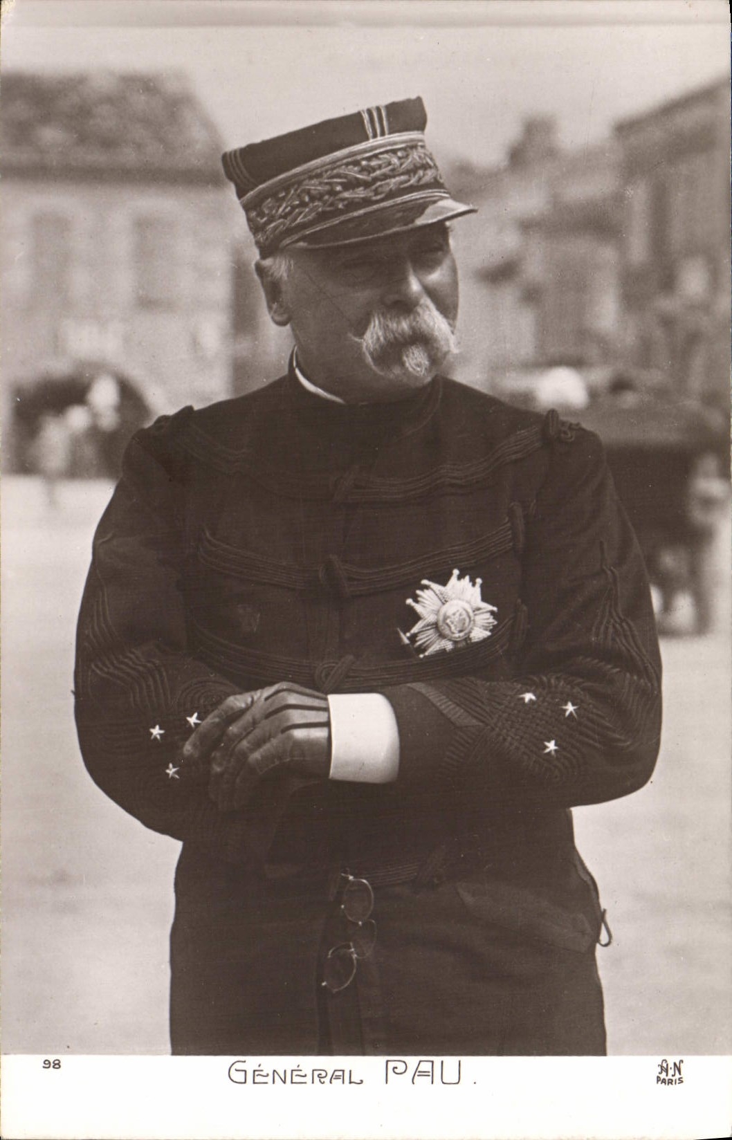 CPA Militaria General Pau 