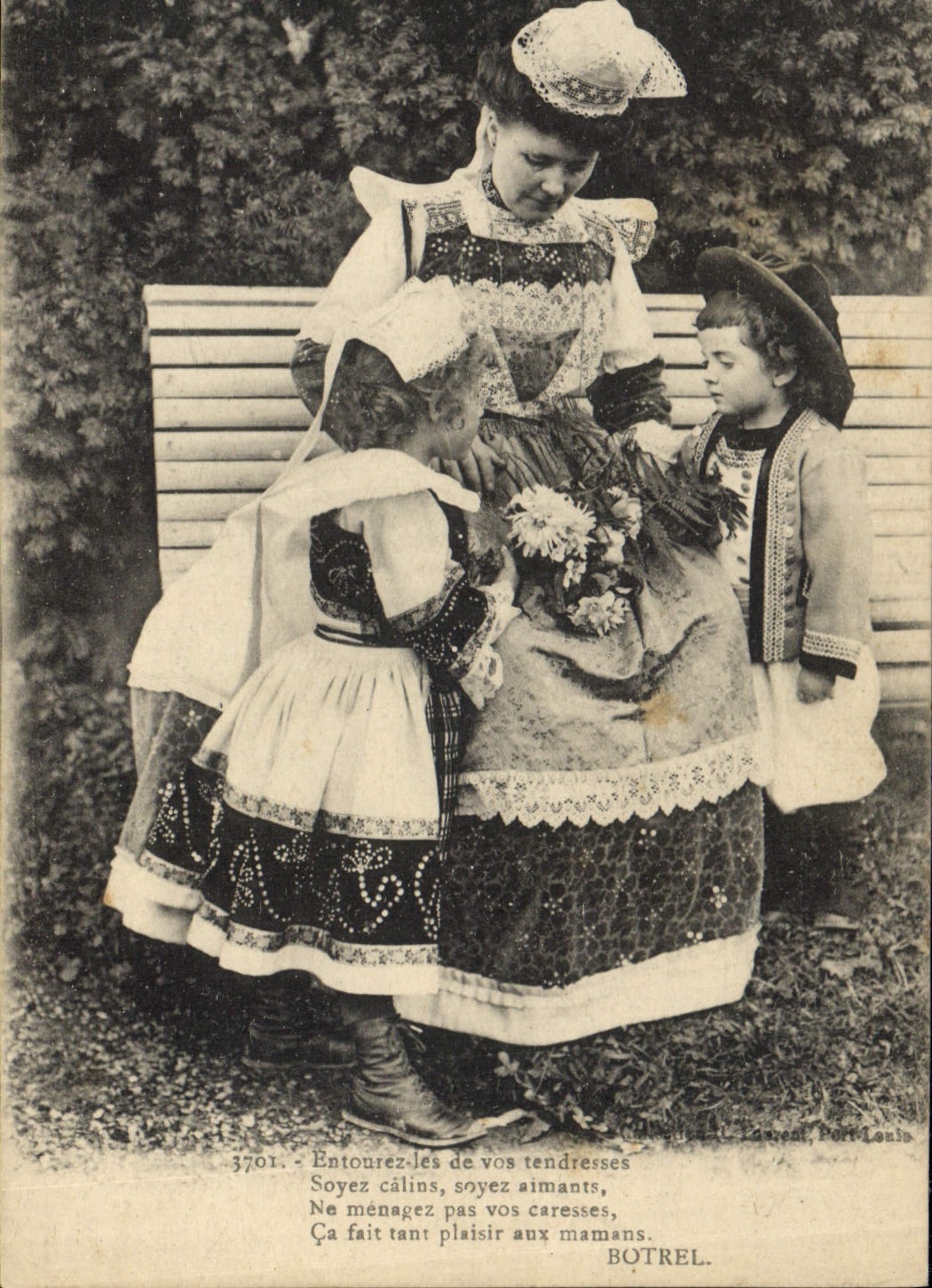 CPA Folklore Botrel Femme Enfants 