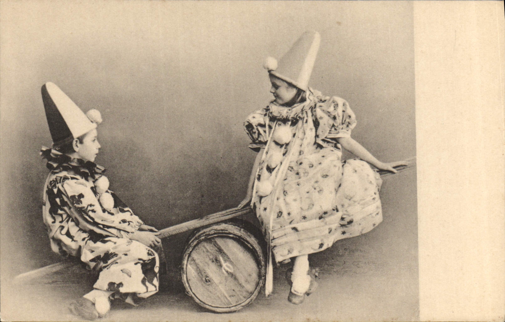 CPA Enfants Clown 