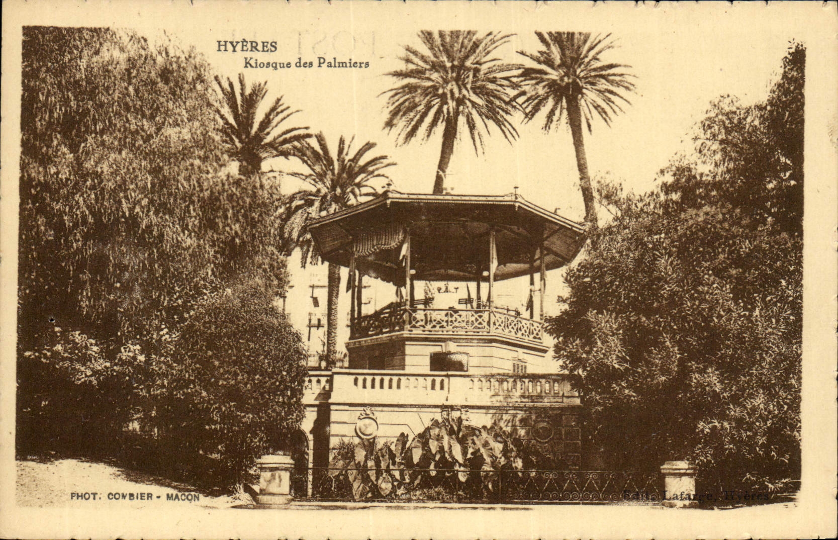 CPA Kiosque des palmiers Hyeres 