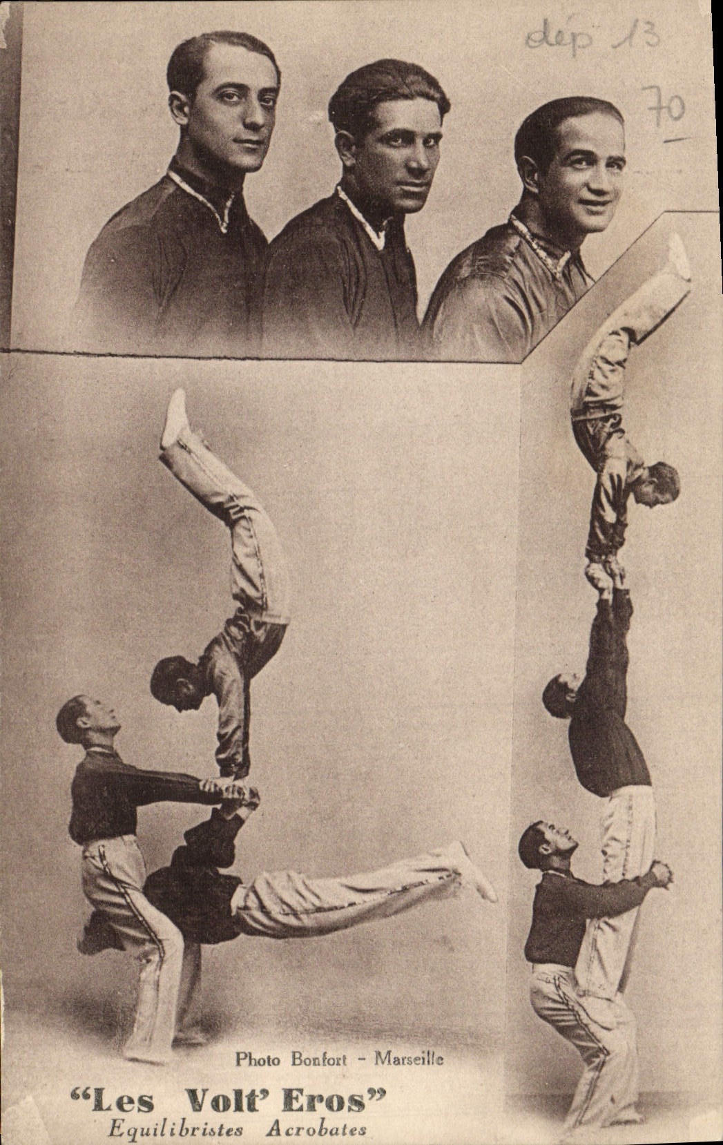 CPA Les Volt Eros Equilibristes Acrobates 