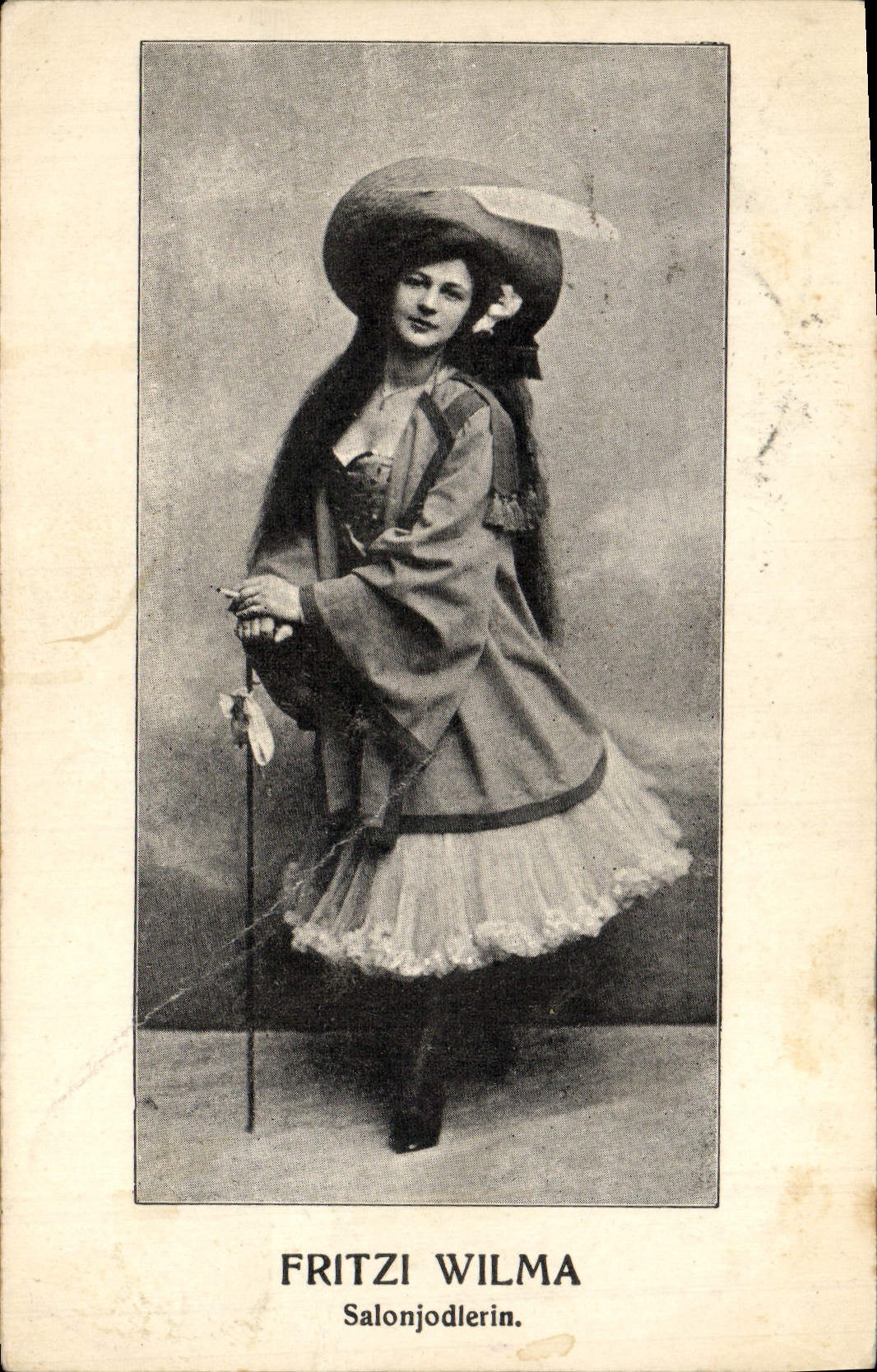Vintage Postcard Fritzi Wilma Salonjodlerin