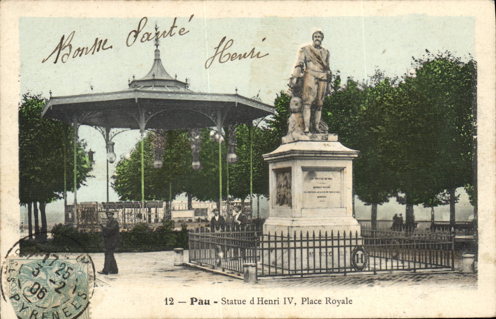 CPA Kiosque Pau Statue d'Henri IV Place Royale 