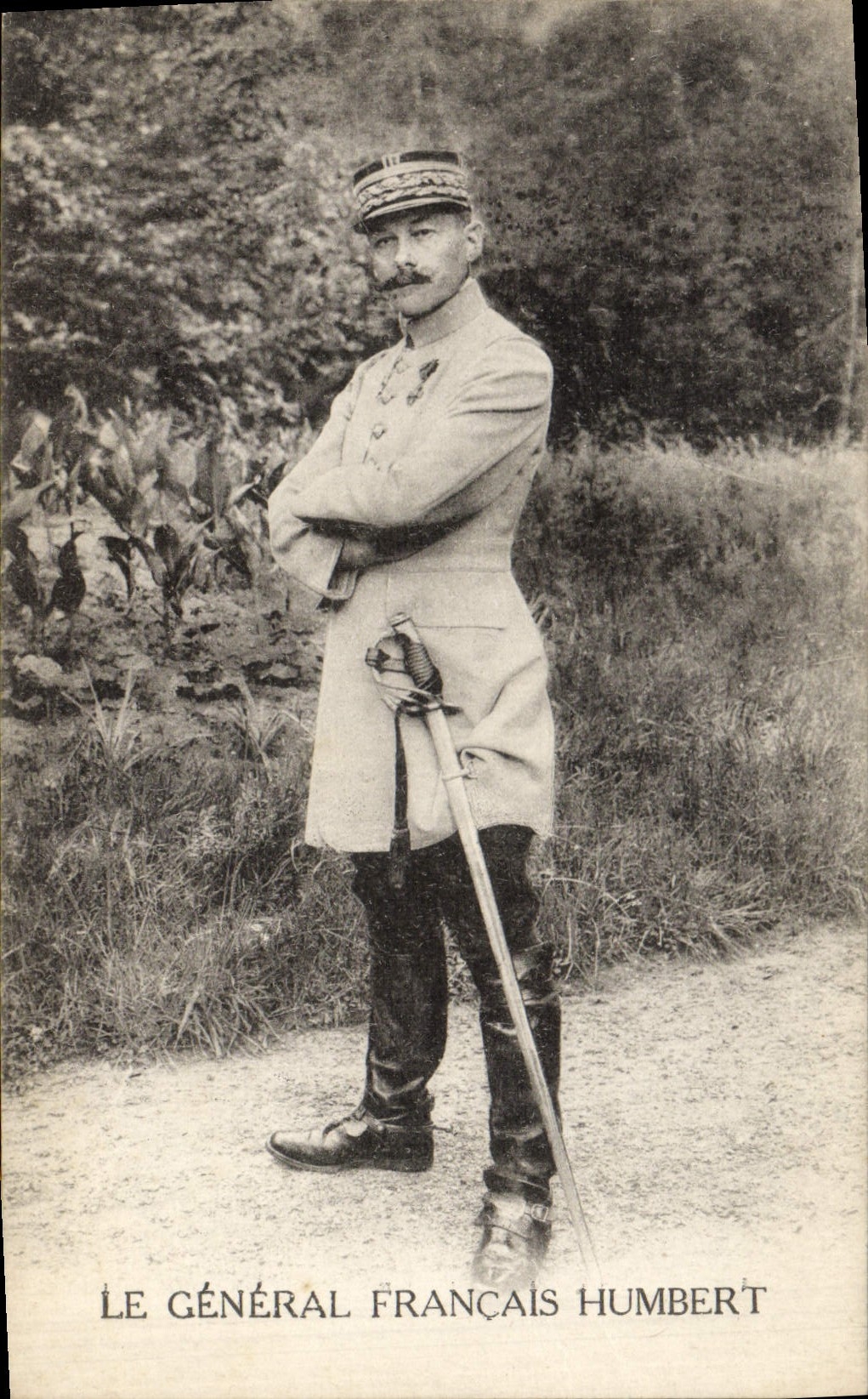 CPA Militaria Le general Francais Humbert 