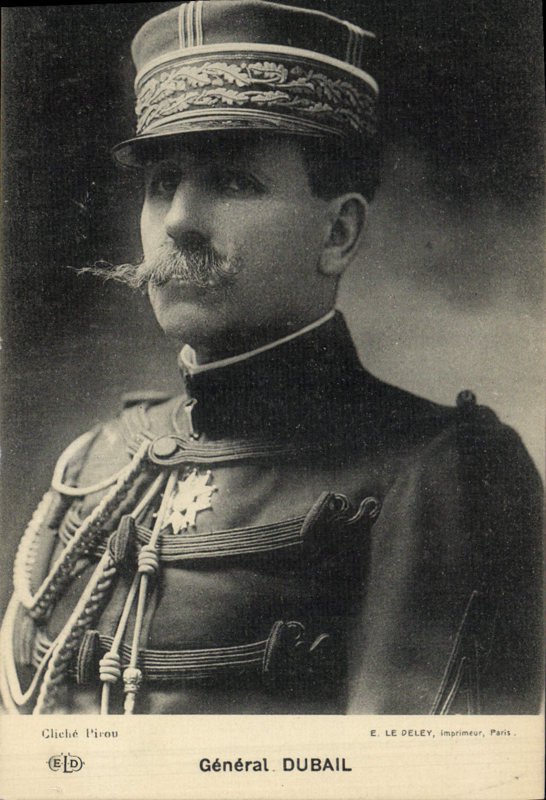 CPA Militaria General Dubail 