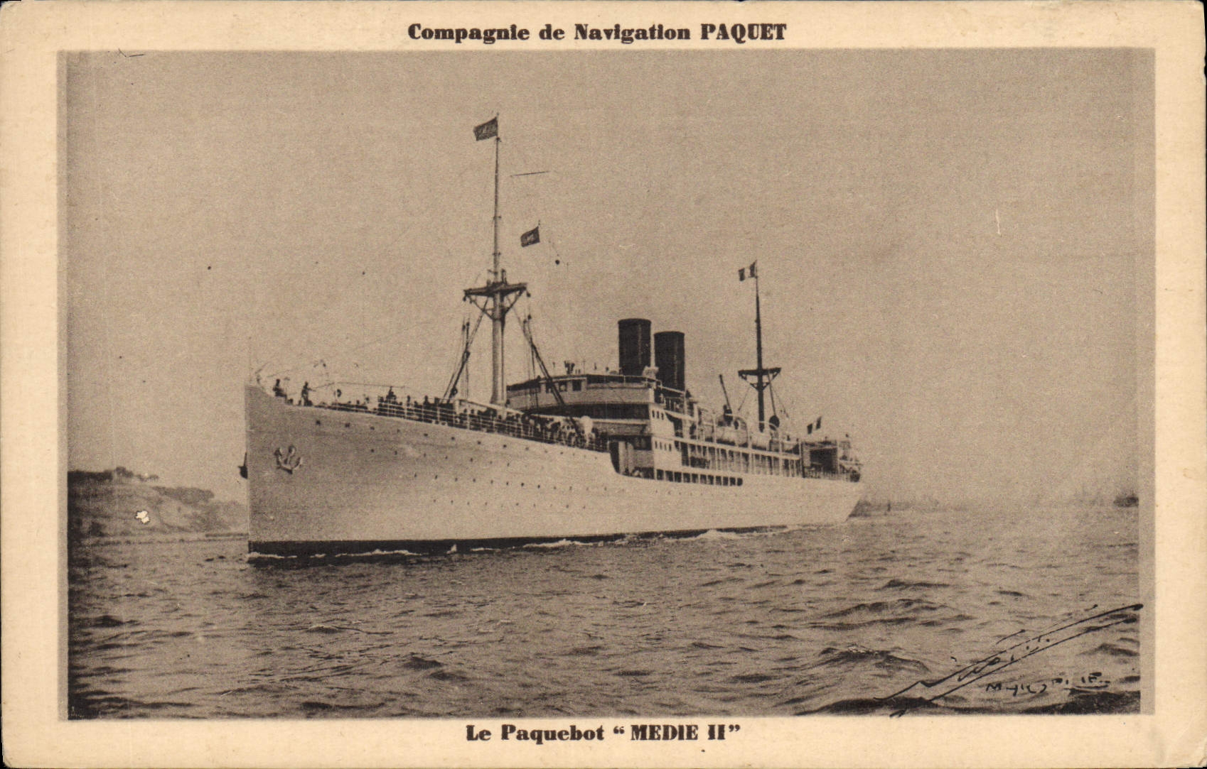 CPA Bateau Compagnie de Navigation Paquet Le paquebot Medie II 