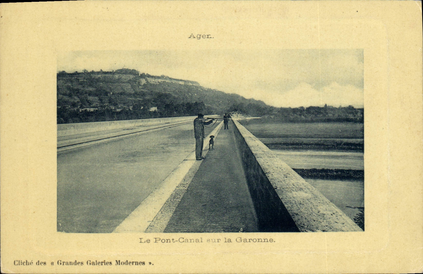 Postal Caza Agen el puente canal sobre el Garona Cazador